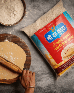 Lokwan Wheat Atta - Image 5